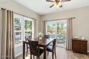 54 Brickyard Point Rd S, Beaufort, SC 29907 - Photo 14
