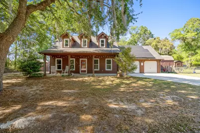 54 Brickyard Point Road S, Beaufort, SC 29907 - Photo 2