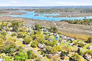 1146 Otter Cir, Beaufort, SC 29902 - Photo 2