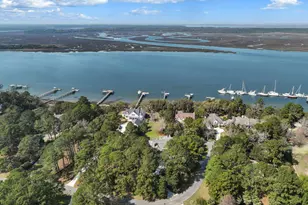 28 Sparrow Nest Point, Saint Helena Island, SC 29920 - Photo 4