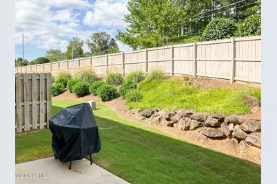 200 Button Willow Street, Greer, SC 29687 - Photo 4