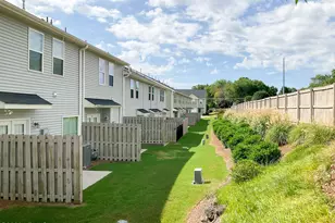 200 Button Willow St, Greer, SC 29687 - Photo 6