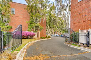 895 Ribaut Rd, Beaufort, SC 29902 - Photo 6