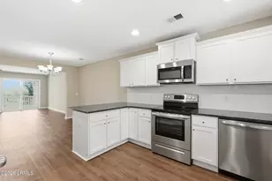 209 Ceasar Pl, Hilton Head, SC 29926 - Photo 6