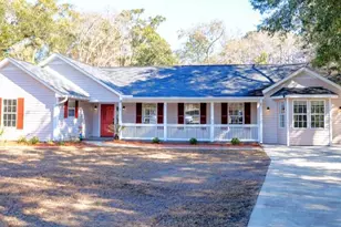1 Frances Ct, Beaufort, SC 29907 - Photo 2