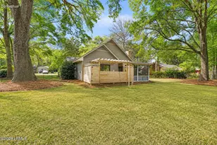 9 Chesterfield Lake Dr, Beaufort, SC 29906 - Photo 22