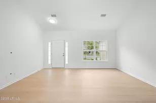 16 Savannah Oak Dr, Bluffton, SC 29910 - Photo 12