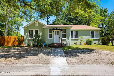 437 Laurens Avenue, Fairfax, SC 29827 - Photo 2