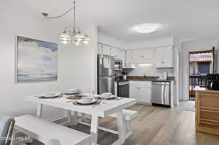 40 Folly Field Rd, Hilton Head, SC 29928 - Photo 20