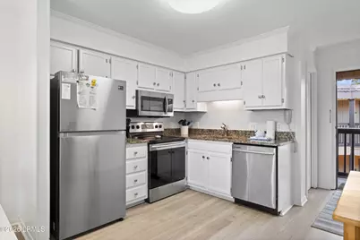 40 Folly Field Road #C22, Hilton Head Island, SC 29928 - Photo 20