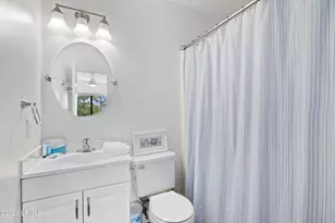 40 Folly Field Rd, Hilton Head, SC 29928 - Photo 16