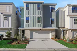 125 Heartleaf Rd, Hilton Head, SC 29926 - Photo 2