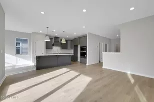 133 Heartleaf Rd, Hilton Head, SC 29926 - Photo 6