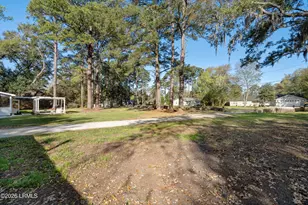 656 Broad River Blvd, Beaufort, SC 29906 - Photo 62