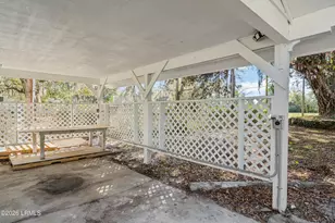 656 Broad River Blvd, Beaufort, SC 29906 - Photo 68