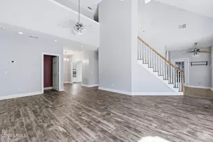 2 Long Lake Dr, Bluffton, SC 29910 - Photo 2