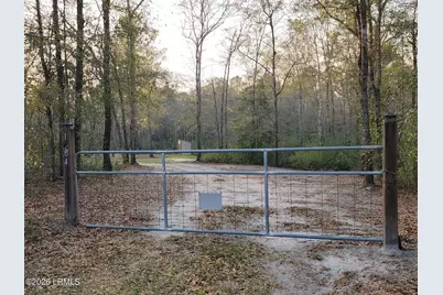 1504 Lowndes Lake Road, Varnville, SC 29944 - Photo 2