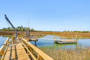 29 Tuscarora Ave, Beaufort, SC 29907 - Photo 76