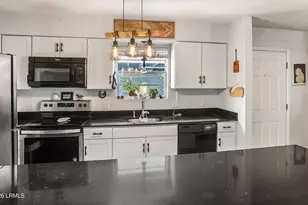 900 Brotherhood Rd, Beaufort, SC 29902 - Photo 8