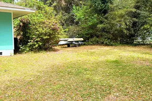 2403 Pine Ct S, Beaufort, SC 29902 - Photo 10