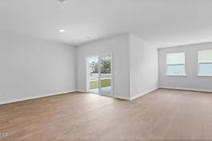 8 Castle Hl Dr, Yemassee, SC 29945 - Photo 14