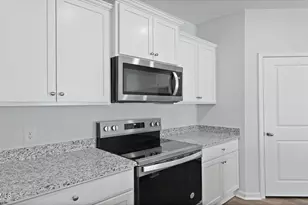 8 Castle Hl Dr, Yemassee, SC 29945 - Photo 12