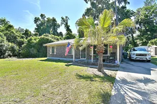 1639 Old Shell Rd, Port Royal, SC 29935 - Photo 2