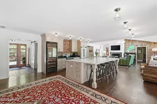 21 McIntosh Rd, Hilton Head Island, SC 29926 - Photo 4