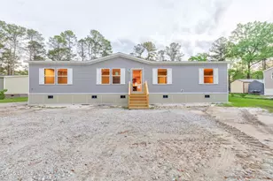 83 Bailey Cir, Seabrook, SC 29940 - Photo 1