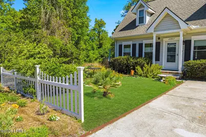 2907 Riverside Drive, Beaufort, SC 29902 - Photo 2