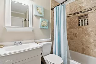 40 Folly Field Rd, Hilton Head, SC 29928 - Photo 18