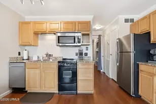 40 Folly Field Rd, Hilton Head, SC 29928 - Photo 14