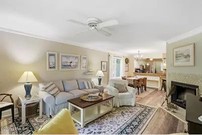 100 Colonnade Club #137, Hilton Head Island, SC 29928 - Photo 2