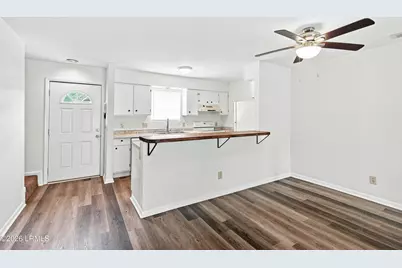 900 Brotherhood #J3, Beaufort, SC 29902 - Photo 4