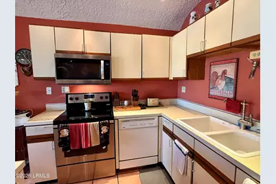 2201 Boundary Street #311, Beaufort, SC 29902 - Photo 14