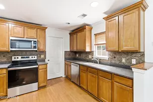 16 Harbison Pl, Beaufort, SC 29906 - Photo 8