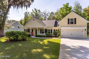 215 Black Skimmer Dr W, Beaufort, SC 29907 - Photo 1