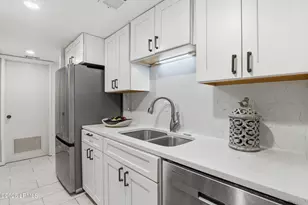 19 Stoney Creek Rd, Hilton Head Island, SC 29928 - Photo 14