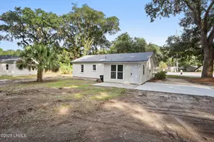 27 Miller Dr W, Beaufort, SC 29907 - Photo 6