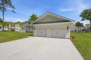 59 Wrights Point Cir, Beaufort, SC 29902 - Photo 4