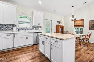 1806 Oconnell St, Beaufort, SC 29902 - Photo 12