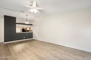 96 Mathews Dr, Hilton Head Island, SC 29926 - Photo 4