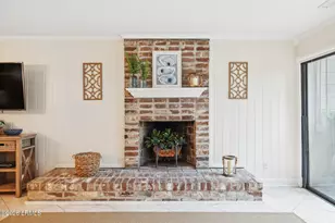 2 Woodbine Pl, Hilton Head Island, SC 29928 - Photo 24