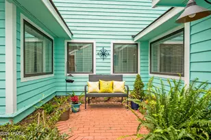 443 BB Sams Dr, Saint Helena Island, SC 29920 - Photo 4