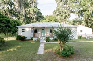 1707 Palmetto Dr, Beaufort, SC 29902 - Photo 2