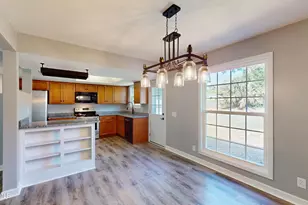 4027 Shell Point Rd, Beaufort, SC 29906 - Photo 10