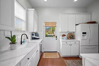 2688 Broad Street, Beaufort, SC 29902 - Photo 16