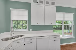 195 Landing Ln, Bluffton, SC 29909 - Photo 10