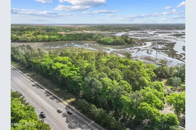 195 Ladys Island Drive, Beaufort, SC 29907 - Photo 1
