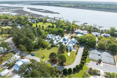 8 Stoney Island Drive, Beaufort, SC 29907 - Photo 4